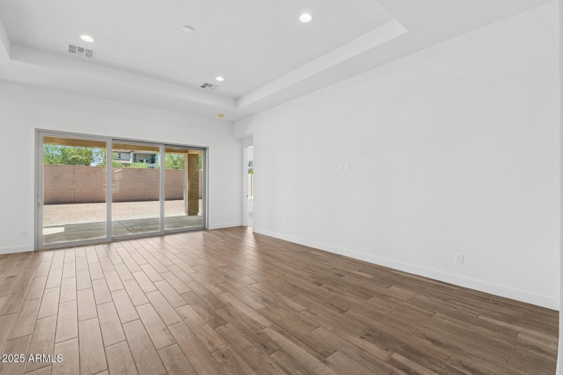 Homesite402-003