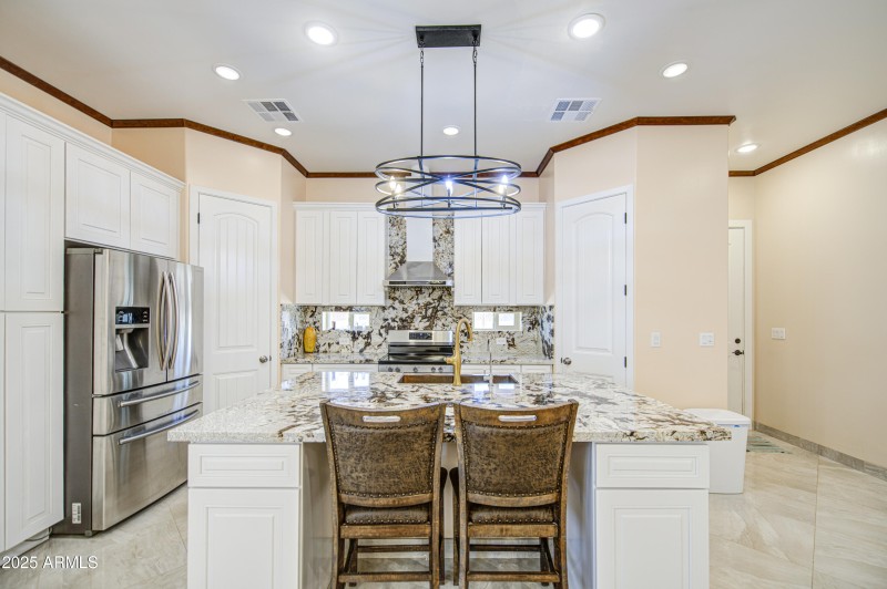 Kitchen 8