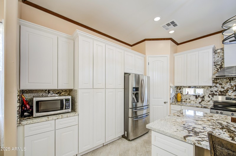 Kitchen 9