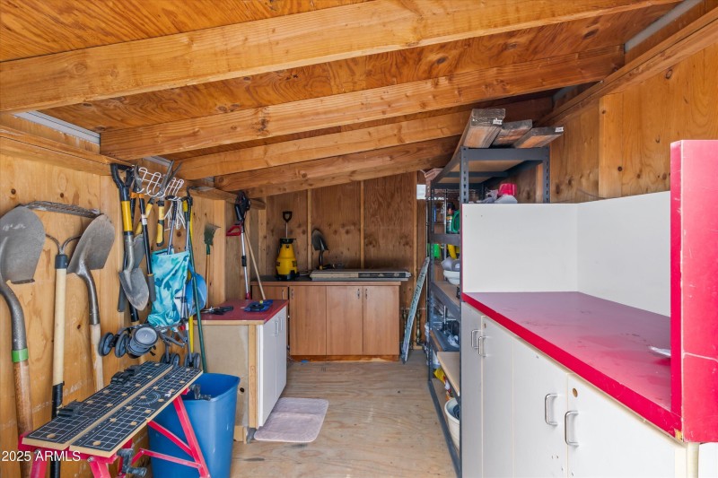shed