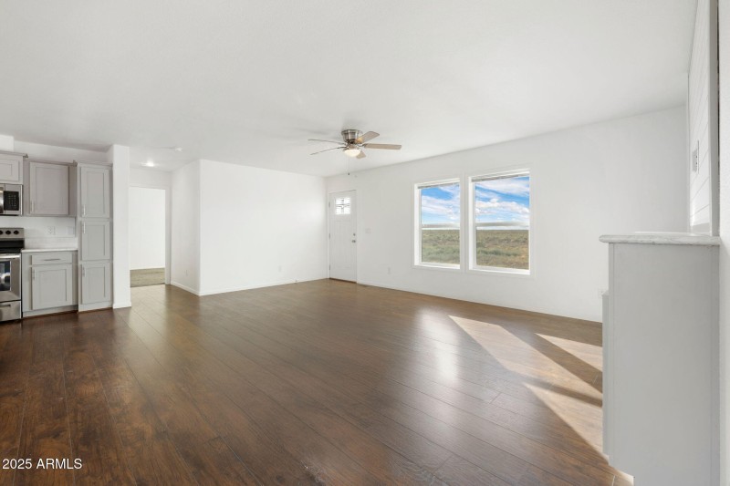 22-web-or-mls-FA9A3246