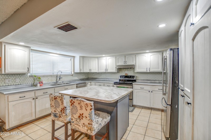 Kitchen 1