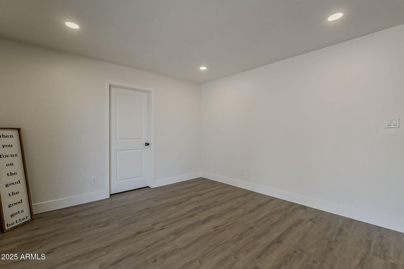 12-web-or-mls-Gene Ave-12