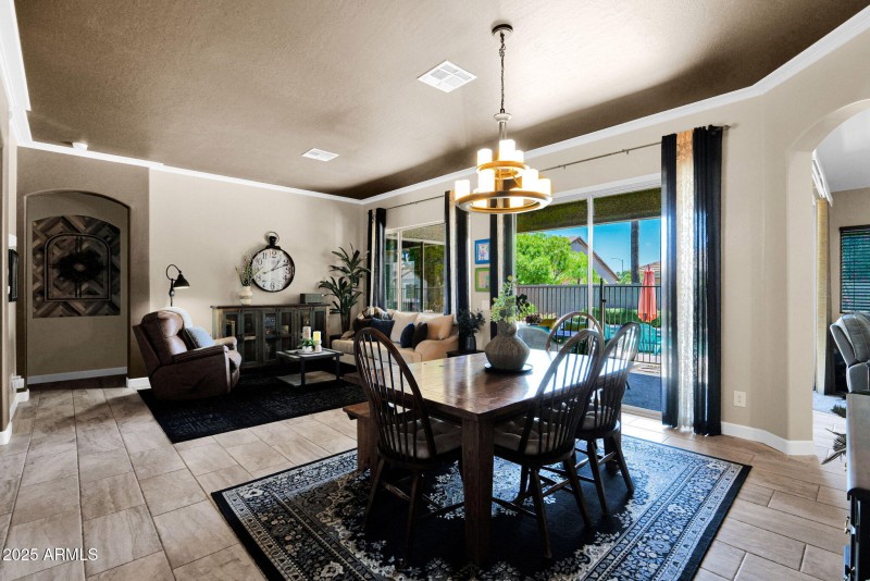 Living / Dining