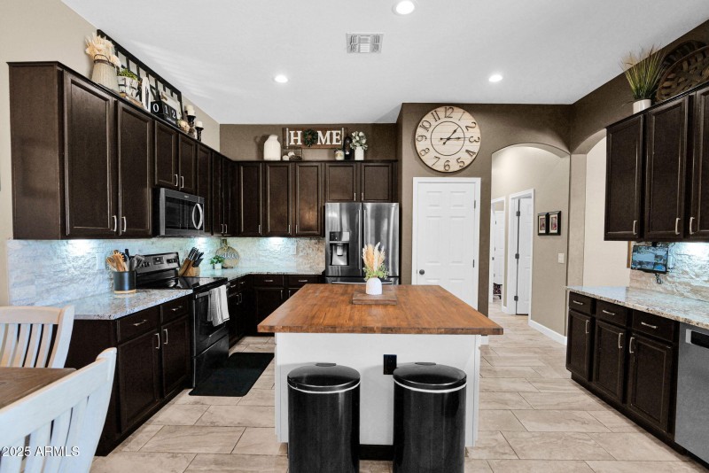 Spacious Kitchen