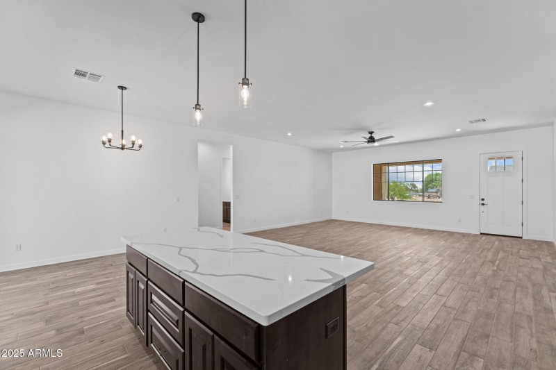 16-web-or-mls-DSC09456