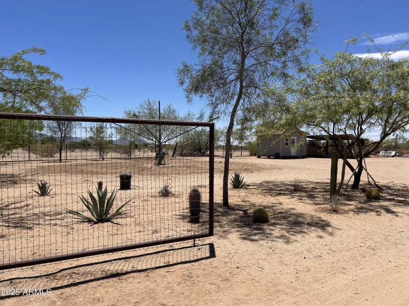Landscape entrance