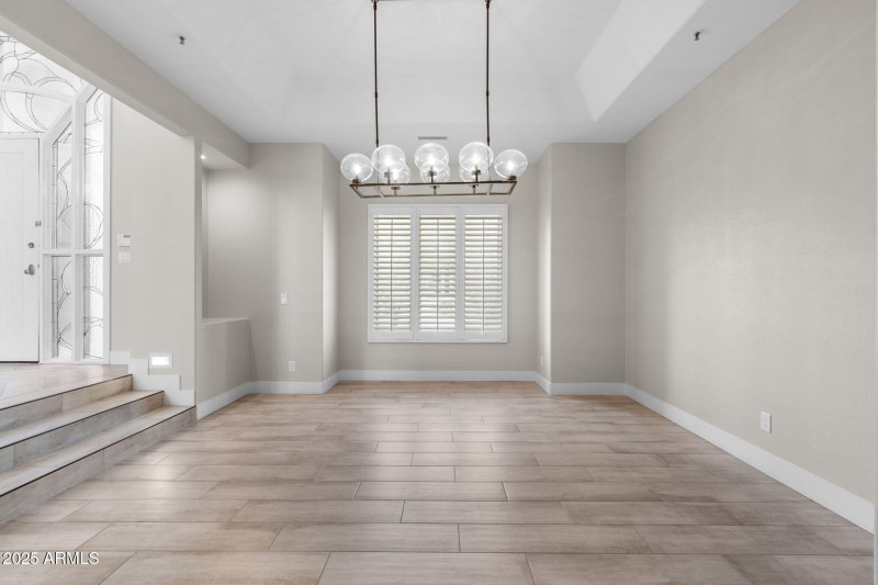 23-web-or-mls-11290-e-cochise-dr