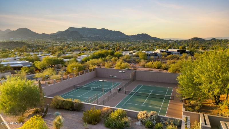 Community Tennis Courts