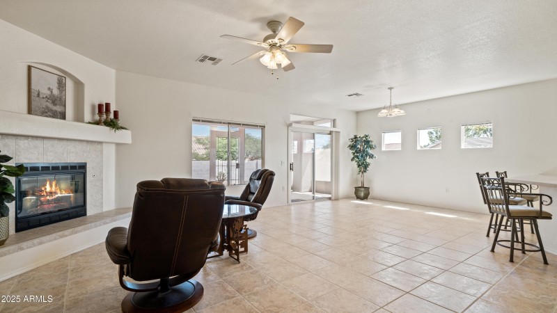 Interior Reshoot - 2389 Locksley Dr-3