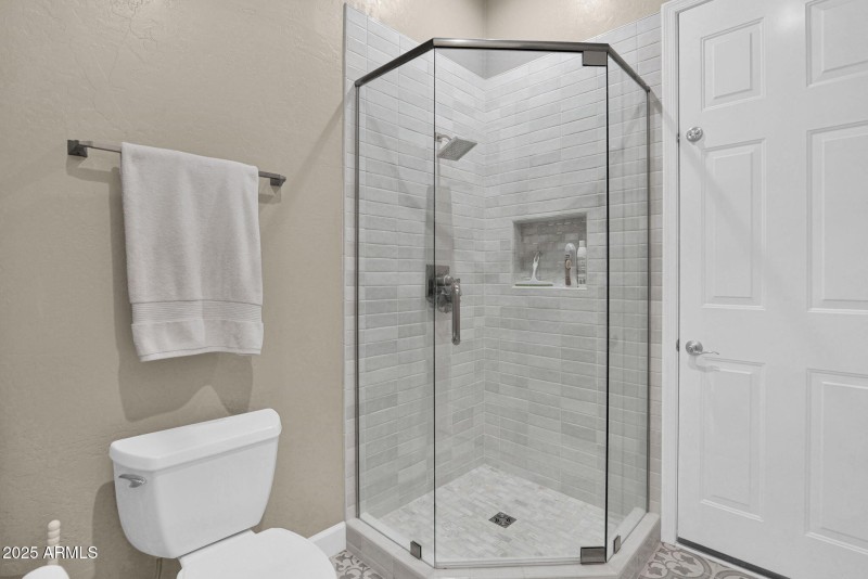 28-web-or-mls-P1279292