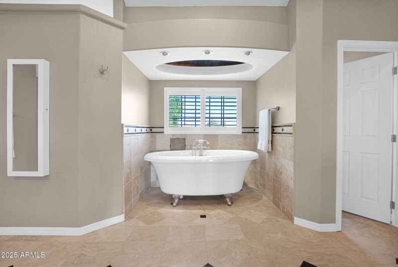 41-web-or-mls-P1279323