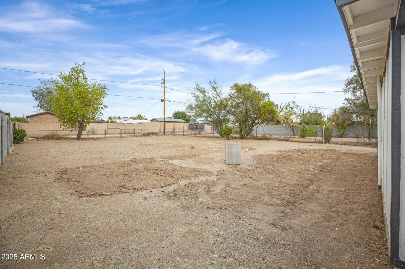 8006 E 4th Ave-30