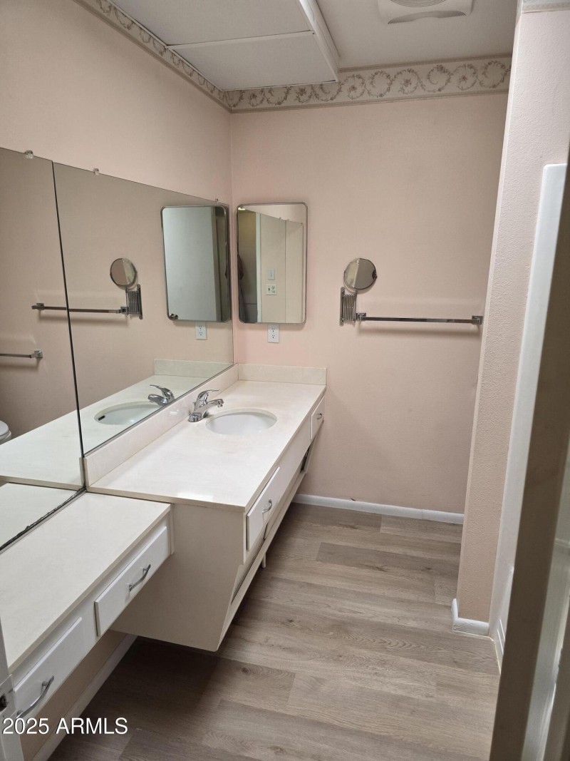 GUEST BATHROOM.2