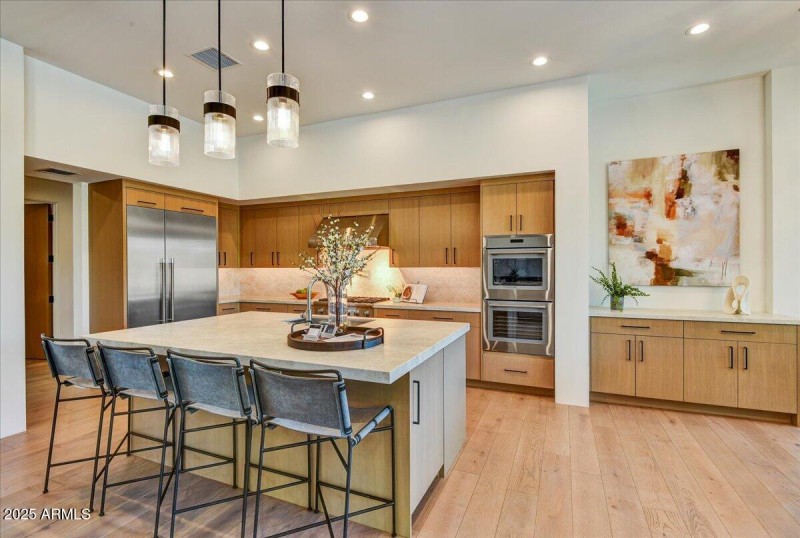 16-Kitchen