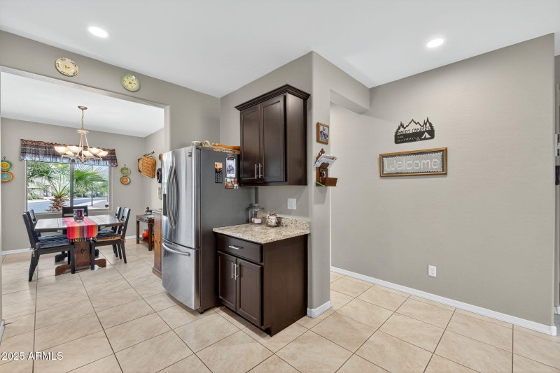 1-web-or-mls-010__A731937