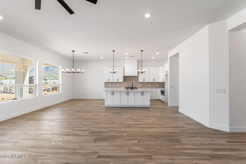 GreatRoom/Kitchen