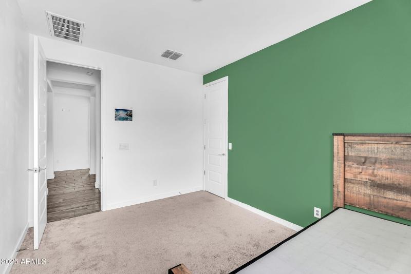 27-web-or-mls-Wiley Way-30