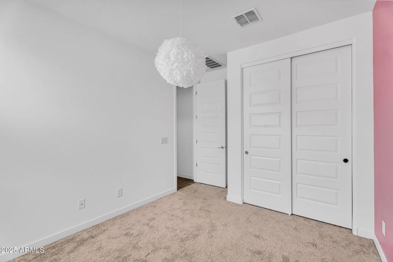 22-web-or-mls-Wiley Way-24