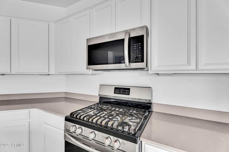 12-web-or-mls-Wiley Way-13