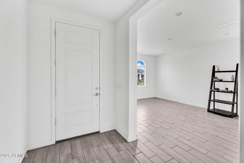 4-web-or-mls-Wiley Way-4