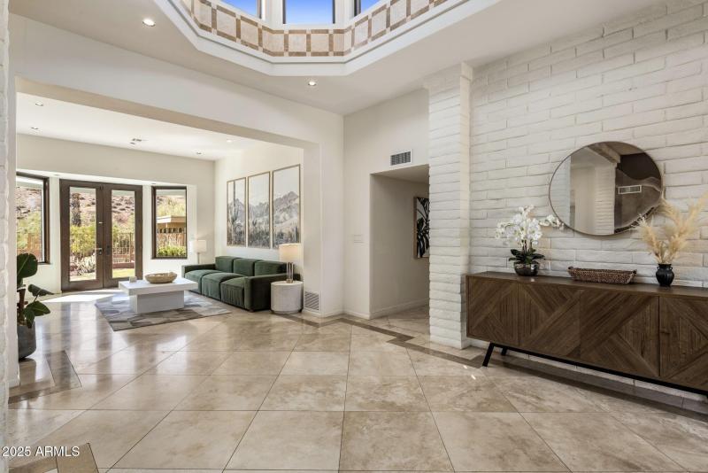 006_Entry to Formal Living Room