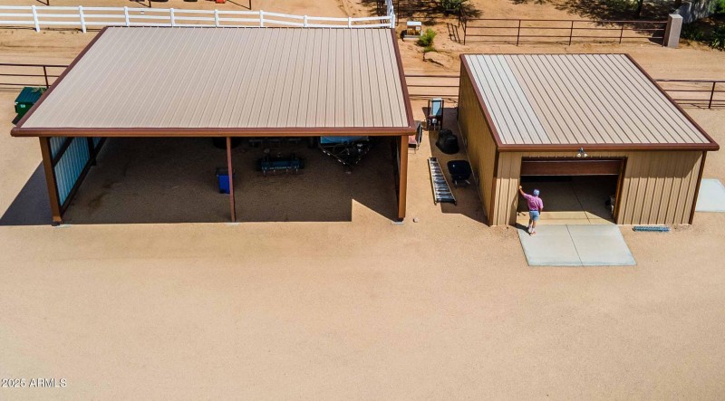 Hay storage & Tractor barn
