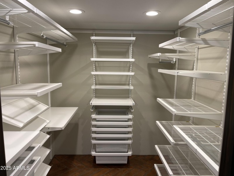 24 master closet
