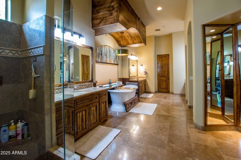 Showcase master bath