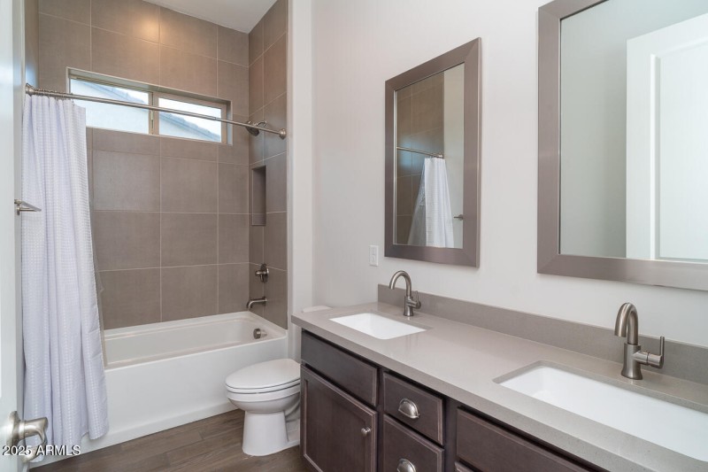 Bath for Bedroom 4 and Office