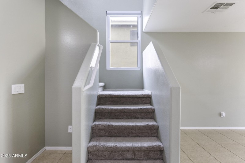 Staircase Up (1)