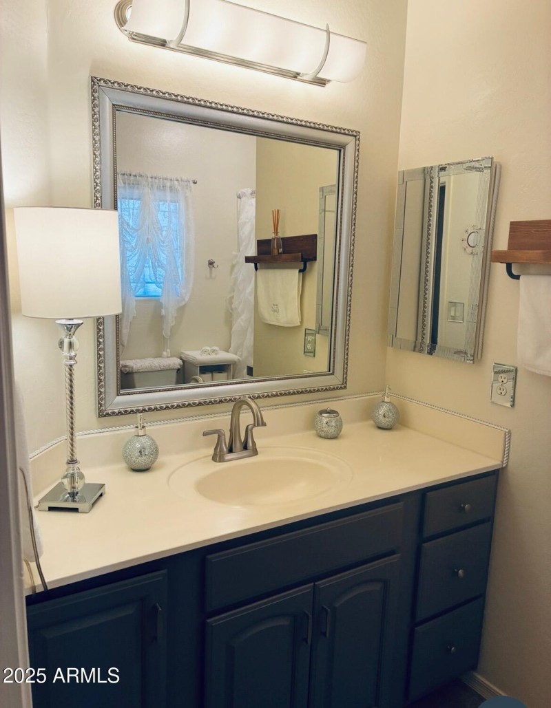2nd BATHROOM