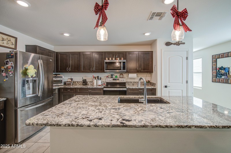 Kitchen 4