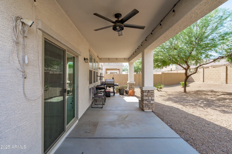 33-Covered Patio
