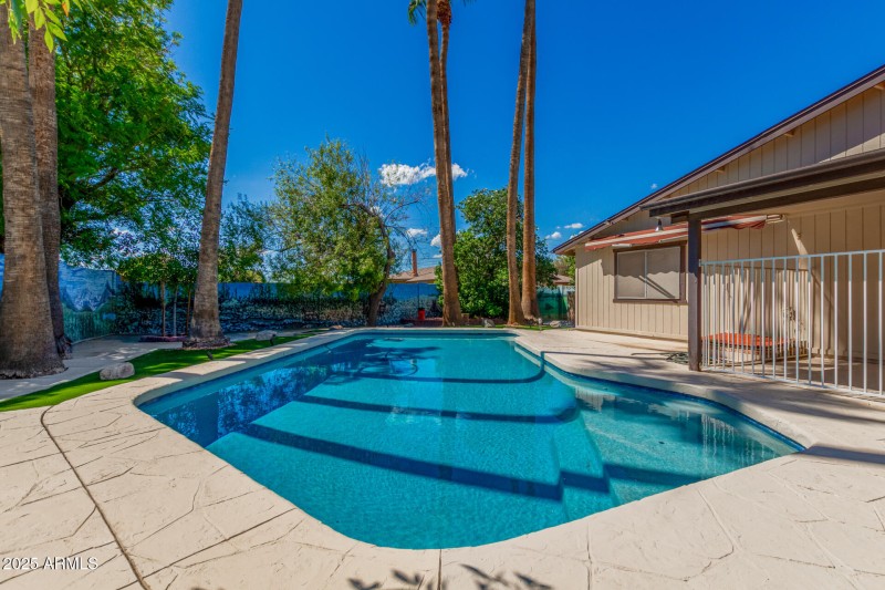 Sparkling Pool