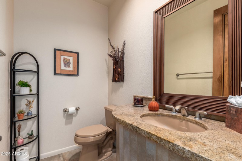 POWDER ROOM