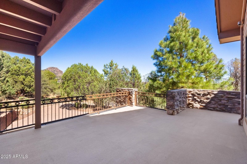 5-Front Patio