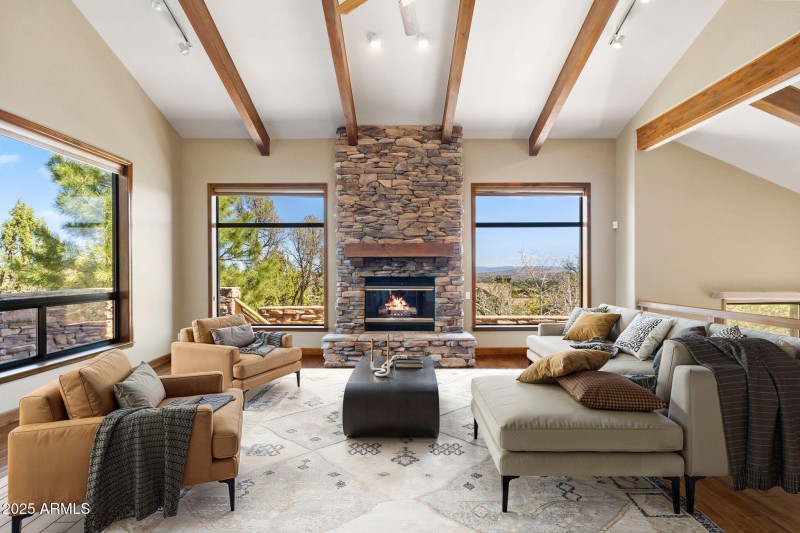 Living Room (VS)