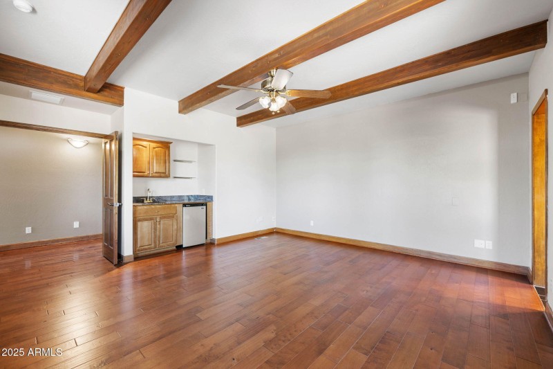Primary Suite Bedroom