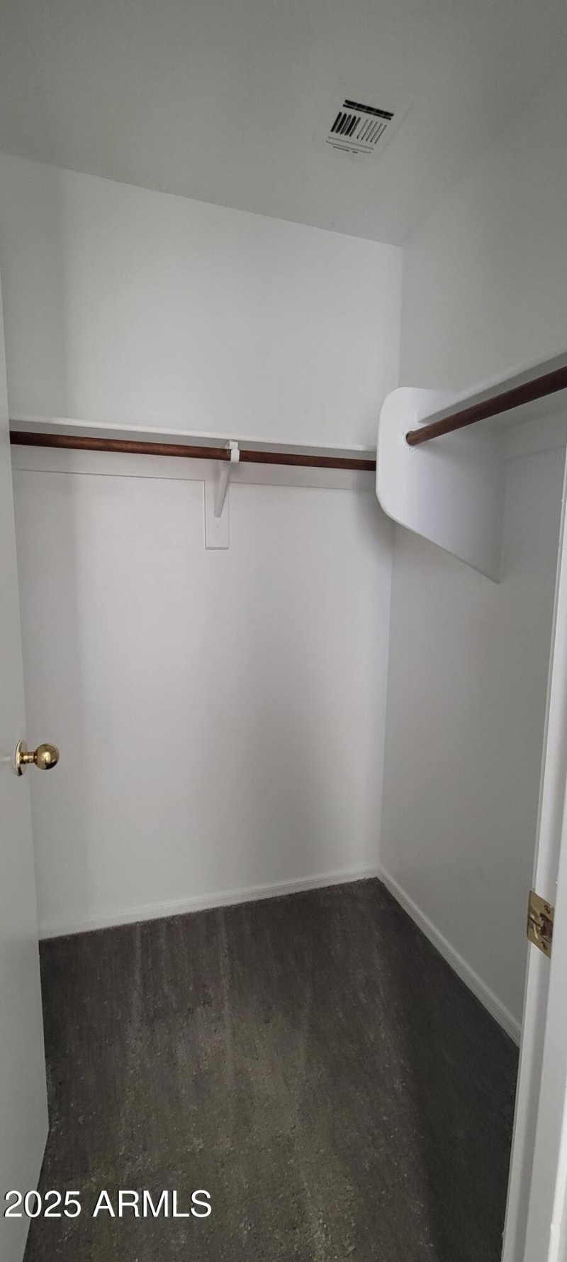 24. Bed 2 closet
