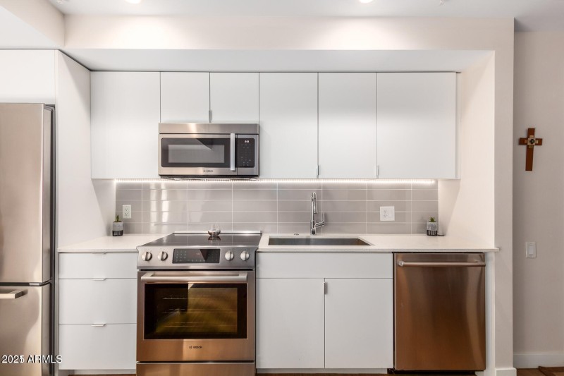 Kitchen 2