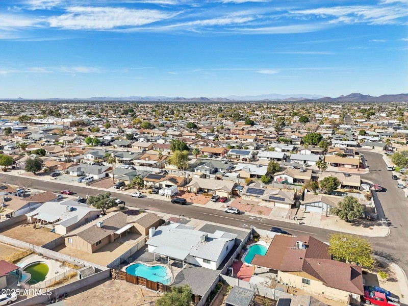 38-web-or-mls-W Karen Lee Ln-038