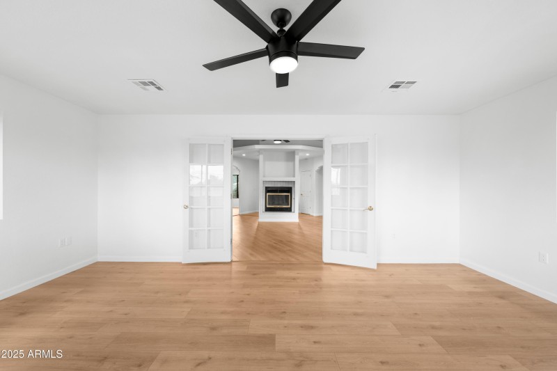 Interior - 2331 Cristina Ave-20