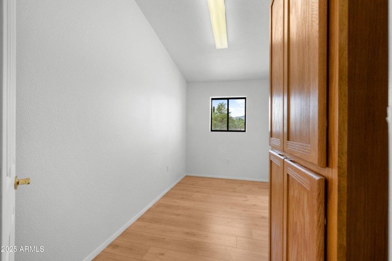 Interior - 2331 Cristina Ave-22