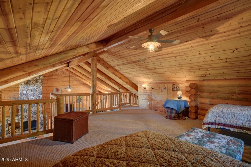 Loft 2