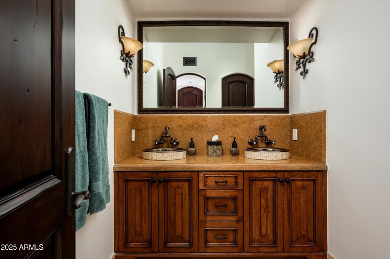 En-Suite Guest Bath