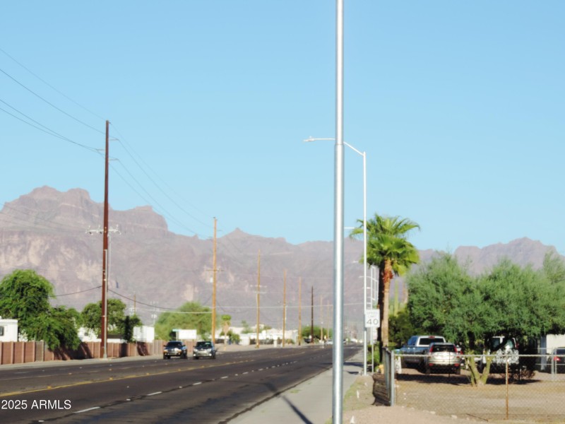 764 N Thunderbird DR 061