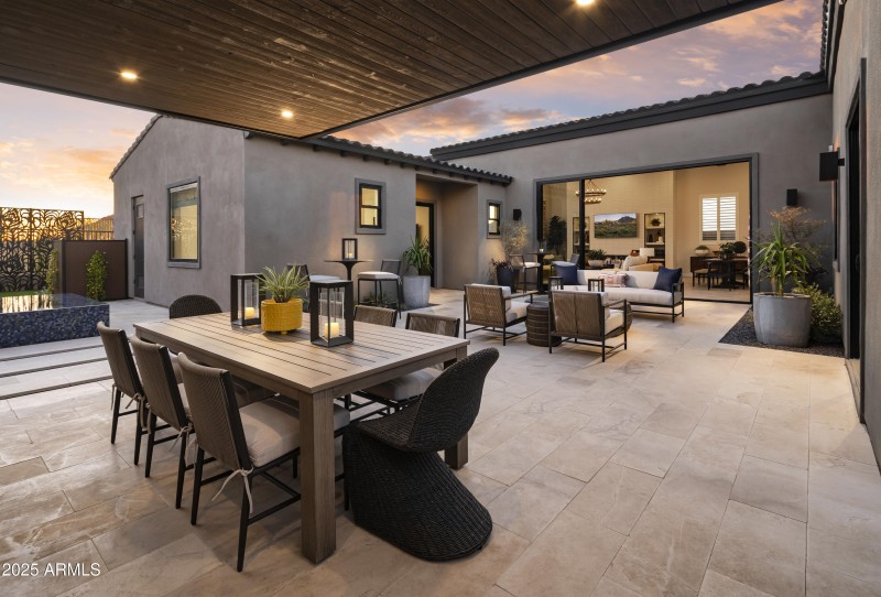 Sereno_Canyon_Callum_Patio_4856_conversi