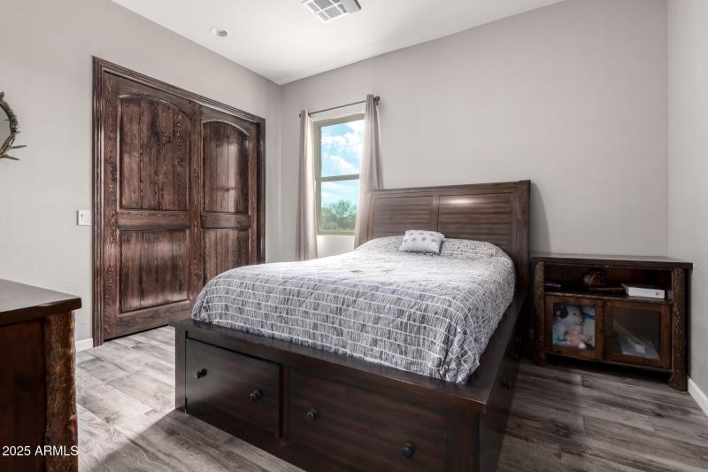 30 - Lone Mountain 17024