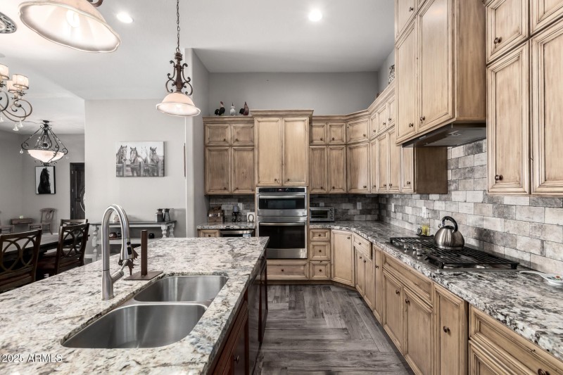 16 - Lone Mountain 17024